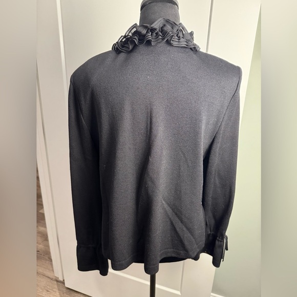 St. John Evening Essentials Black Santana Knit Silk Ruffle Detail Blazer 14 - Picture 5 of 10